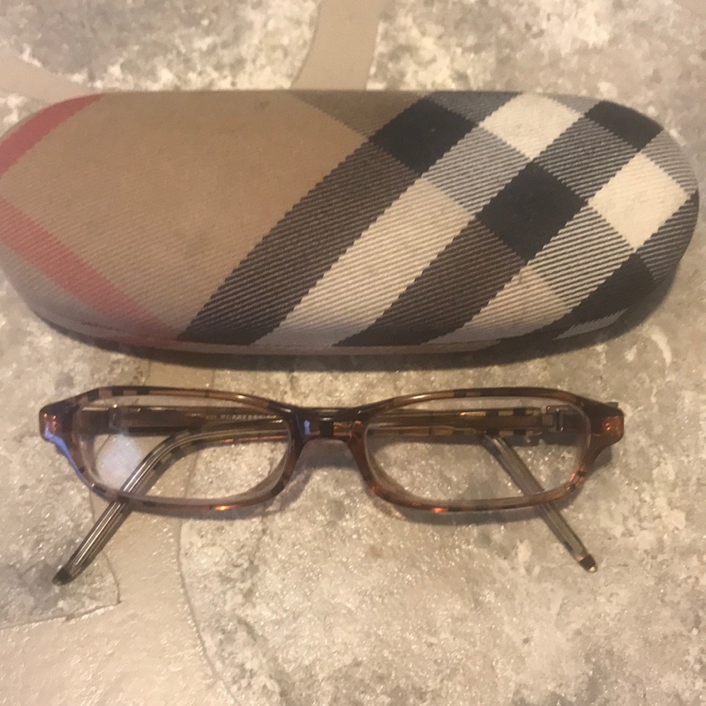 Burberry glasses and case!